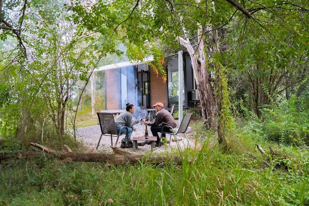 度假居 PerwillowenHill Creek Tiny House 3 By Tiny Away别墅