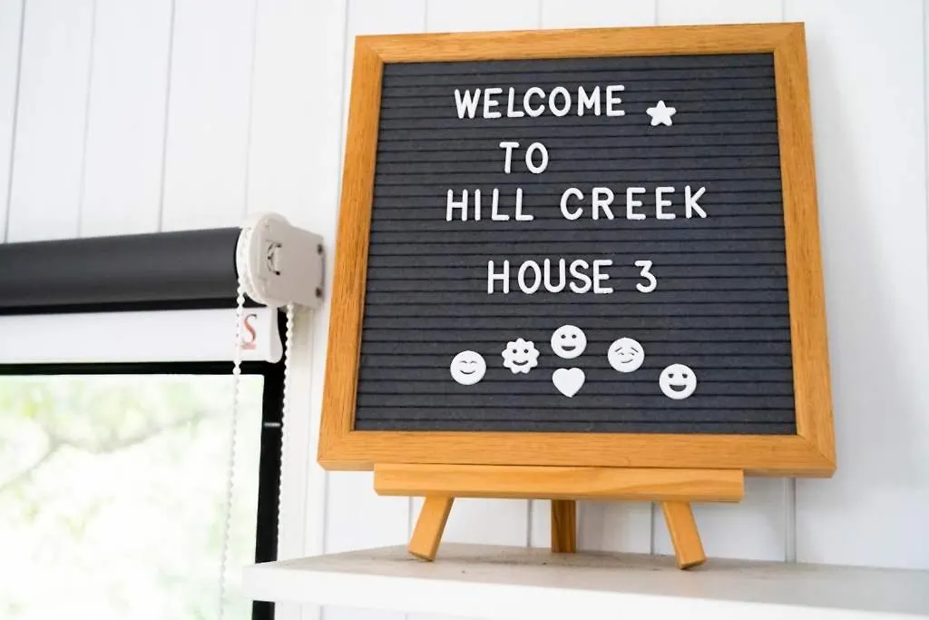 PerwillowenHill Creek Tiny House 3 By Tiny Away别墅 度假居 Perwillowen